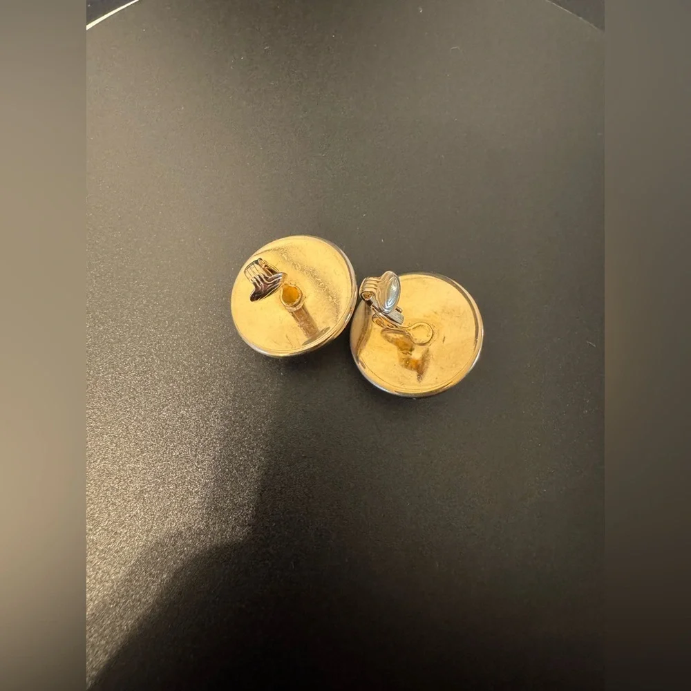 Vintage Sarah Coventry White Lucite Clip On Earrings Gold Tone 1970s - EUC